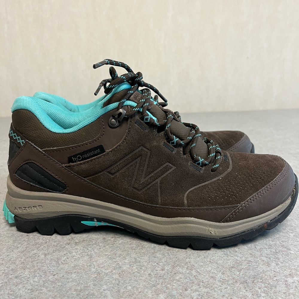 New Balance Trail Walking Shoes Brown Blue Womens 10B 779V1 Excellent Condition